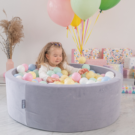 KiddyMoon Soft Ball Pit Round 7cm /  2.75In for Kids, Foam Velvet Ball Pool Baby Playballs, Made In The EU, Grey Mountains: White/ Grey/ Mint