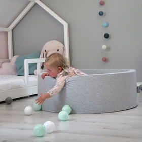 KiddyMoon Baby Foam Ball Pit with Balls 7cm /  2.75in Square, Light Grey: Pearl/ Grey/ Transparent/ Baby Blue/ Mint