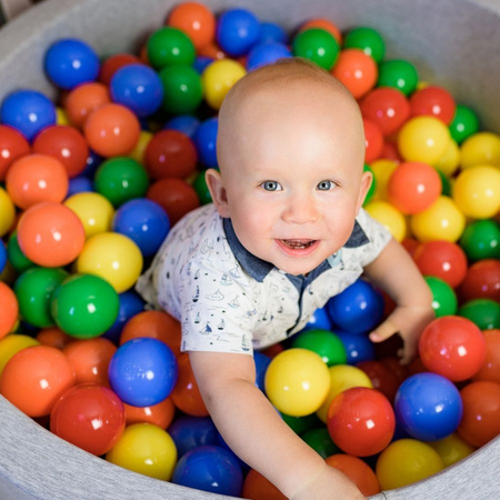 KiddyMoon Baby Foam Ball Pit with Balls ∅ 7cm / 2.75in Made in EU, light grey:yellow/green/blue/red/orange, 90x30cm/200 balls