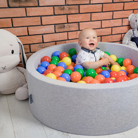 KiddyMoon Baby Foam Ball Pit with Balls ∅ 7cm / 2.75in Made in EU, Ireland: green/white/orange, 90x30cm/200 balls