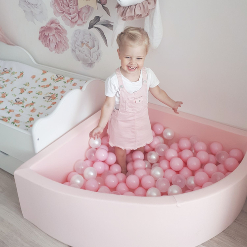 KiddyMoon Soft Ball Pit Quarter Angular ∅ 7cm / 2.75In for Kids, Foam Ball Pool Baby Playballs, Made In The EU, light grey:grey/white/pink, 90x30cm/300 balls