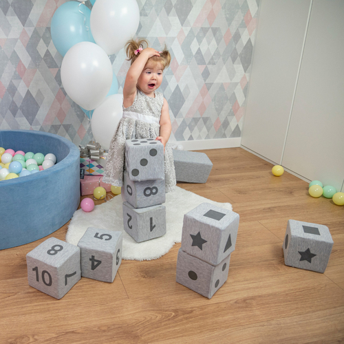 KiddyMoon Soft Foam Cubes Building Blocks 14cm for Children Multifunctional Foam Construction Montessori Toy for Babies, Certified Made in The EU, light grey-print, 4 Pieces